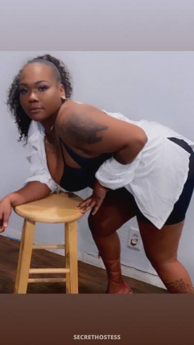 Tia Moore Escort 167CM Tall Kansas City MO Image - 1