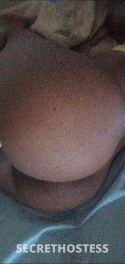 25 year old Escort in Buffalo NY Sneaky link