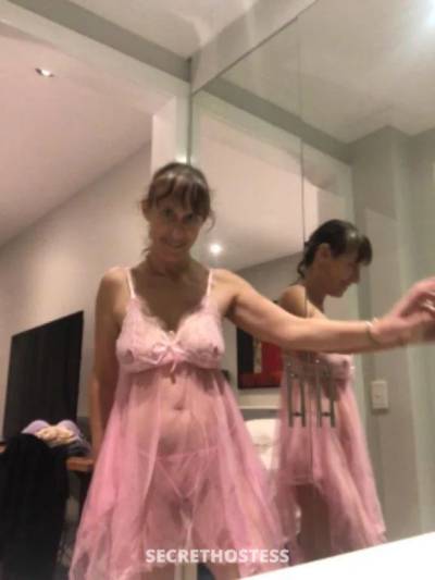 44 year old Australian Escort in Melbourne MILF Aussie Horny - 44 Give me some fun