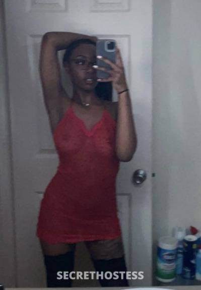 24 year old Asian Escort in Washington D.C. DC slim and curvy blasian babygirl new to the city. let's 