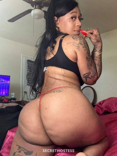 25 year old Escort in Seattle WA Naughty fat ass?? keisha available to offer my services all 