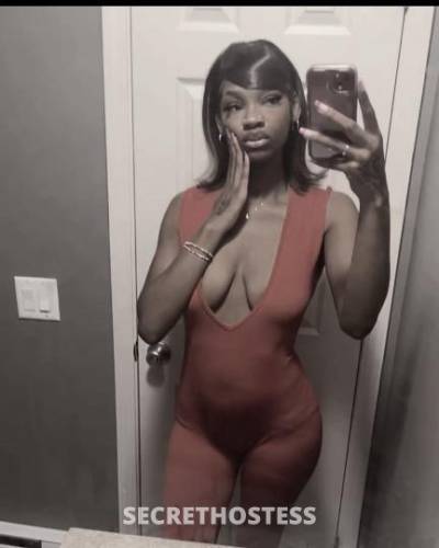 20 year old Escort in Chicago IL Kami w tha sticky wet punani