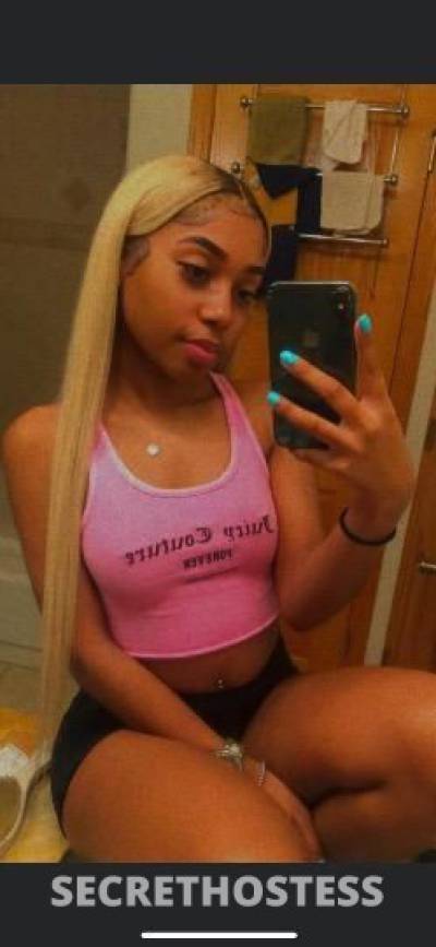 24 year old Escort in Chicago IL Lets have fun babe