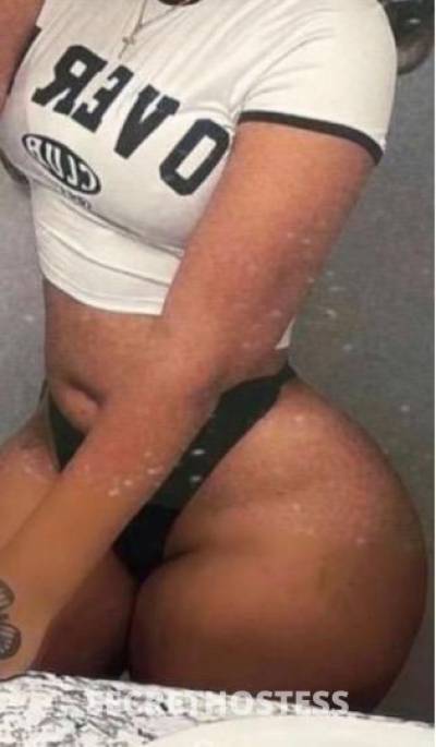 26 year old French Escort in Oklahoma City OK cum escape to paris