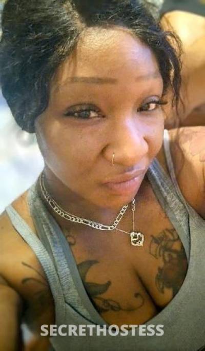 30 year old Escort in Chicago IL Hhr special incalls and car dates special