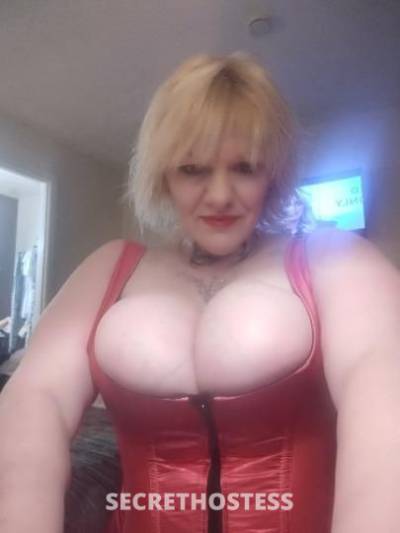 CUTE AND CAPABLE 40yrs OLD COUGAR in Dallas TX
