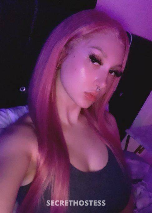Hilda purple 24Yrs Old Escort Size 4 162CM Tall Logan UT Image - 1