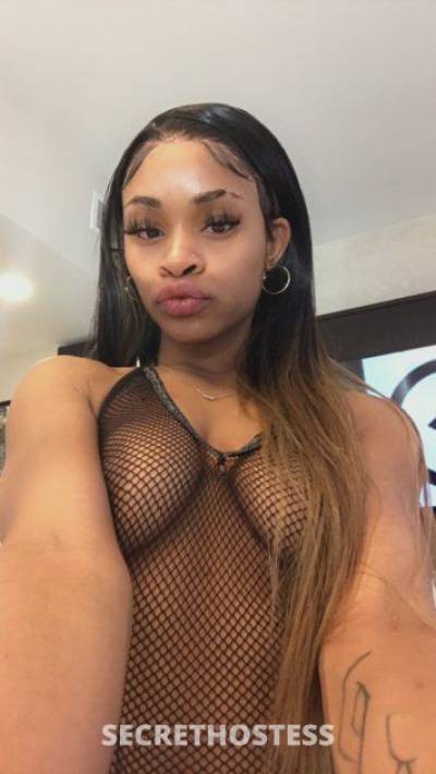 22 year old Escort in Charlotte NC Gorgeous Slim Spinner Now Available For Bookings Call Now