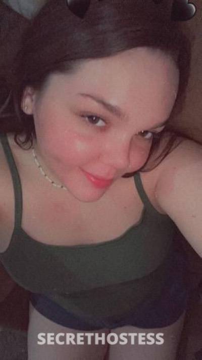 20 year old Escort in Bowling Green KY come feel my warm wet pussy