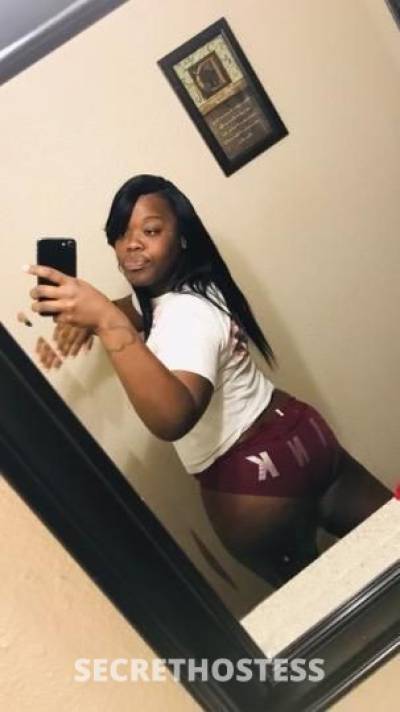 21 year old Escort in Denton TX OUTCALLS THROATGOAT Queen COME SEE ME FOR A GOOD TIME THICK 