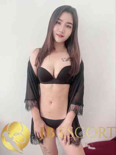 26Yrs Old Escort Size 6 55KG 163CM Tall Johor Bahru Image - 0