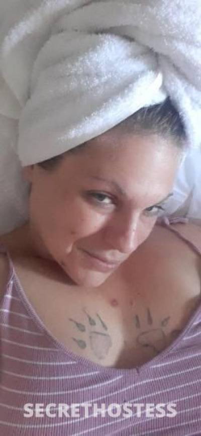 36 year old Escort in Memphis TN All specials Available Also sell Contents