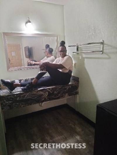 45 year old Escort in Birmingham AL Ms BerriE
