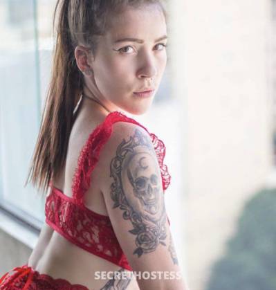 22 year old Escort in Atlanta GA I’m available