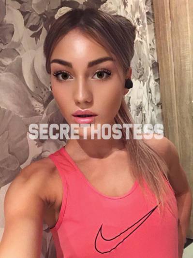 25 year old Asian Escort in Los Angeles CA Mila