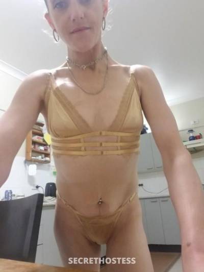 31 year old Escort in Birmingham Gardens Newcastle Horny, sexy little minx up for xxx fun