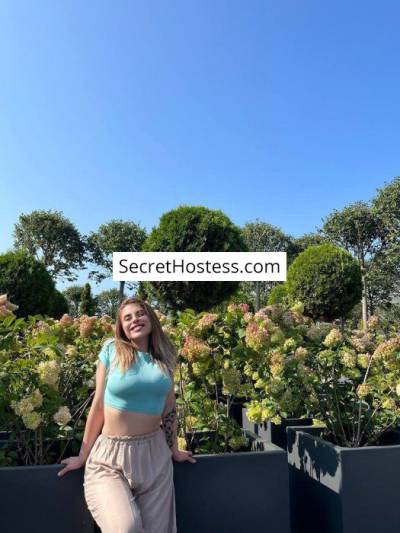 24 Year Old Caucasian Escort Riyadh Brown Hair Green eyes - Image 6