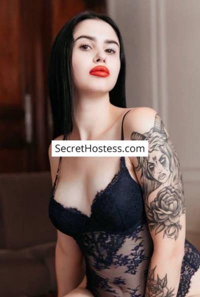 21 year old Caucasian Escort in Paris Emma, Independent