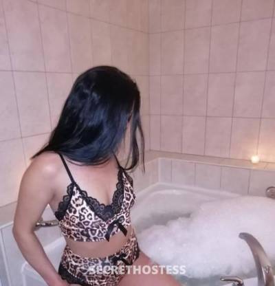 45 Year Old Asian Escort Fredericton - Image 6