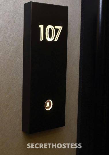 38Yrs Old Escort Springfield IL Image - 0