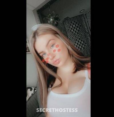 21 year old Escort in Huntington WV bella baby is back come see me