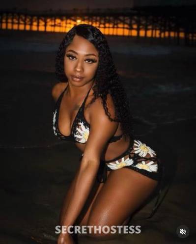 23 year old Escort in San Diego CA Fun Sized Beauty