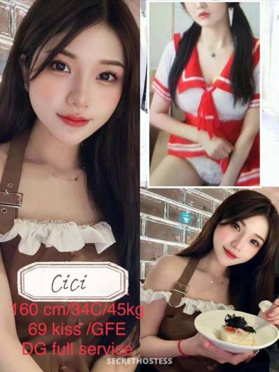 22 year old Escort in Bakersfield CA ??Hello Boys~??My name Sweetie with my friends Crystal and 
