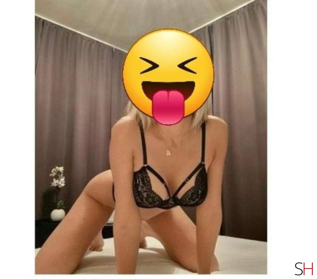 23Yrs Old Escort Manchester Image - 3