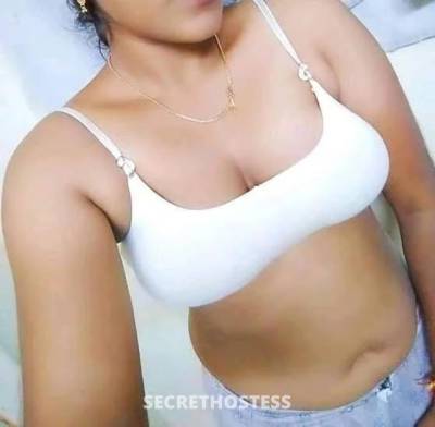 Swetha Hot and Sexy Tamil Indian Girls Available in Singapore North Region