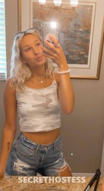23 year old Latino Escort in Columbus GA Fuck Me 23 yers sexy woman Little fun I do FaceTime and sell