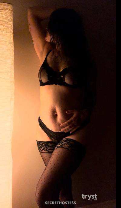 30Yrs Old Escort Size 8 159CM Tall Cincinnati OH Image - 4