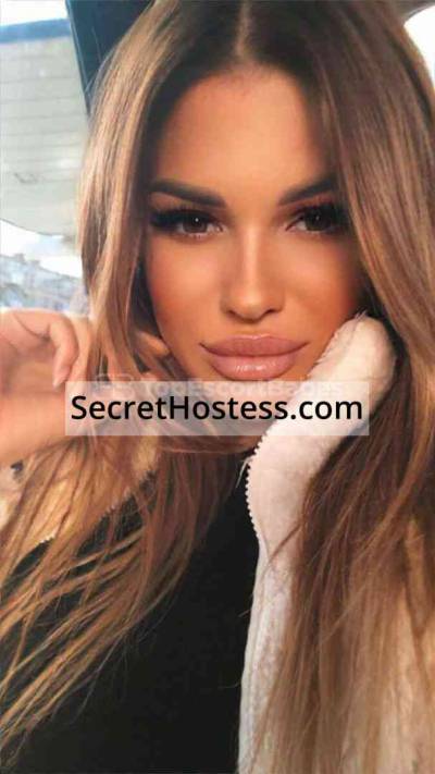 24 Year Old Russian Escort Riyadh Brunette Green eyes - Image 2