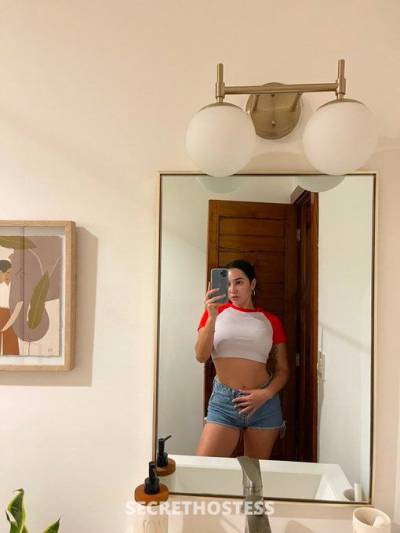 22 year old Asian Escort in Phoenix AZ Hookups