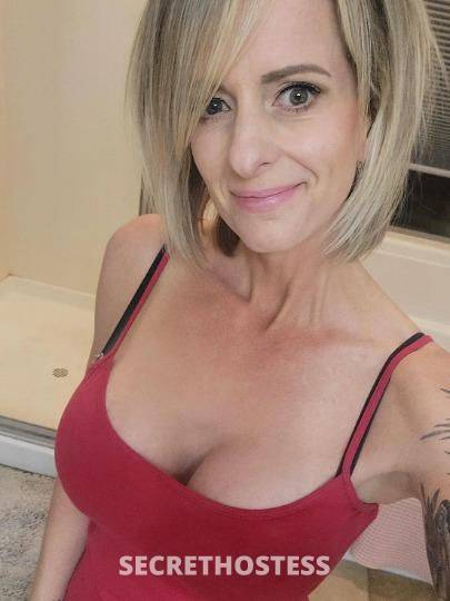 40Yrs Old Escort Fredericksburg VA Image - 1