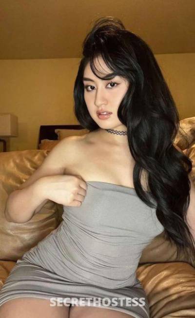 22 year old Asian Escort in Kansas City MO J-Come to FucK my SeXy PusSy!!? BBBJ♥️69♥️GFE♥️