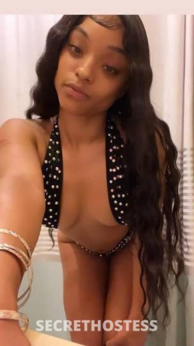 Fetia 21Yrs Old Escort Palm Springs CA Image - 2