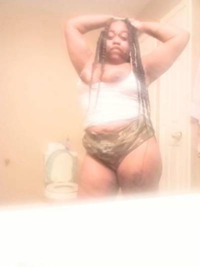 26 year old Escort in Memphis TN Last day in town specials guysready to let you have a blast 