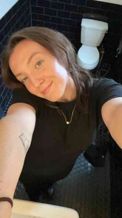 25 year old Escort in Thessaloniki I am available for hookup Text me on Snapchat rosejetty1 