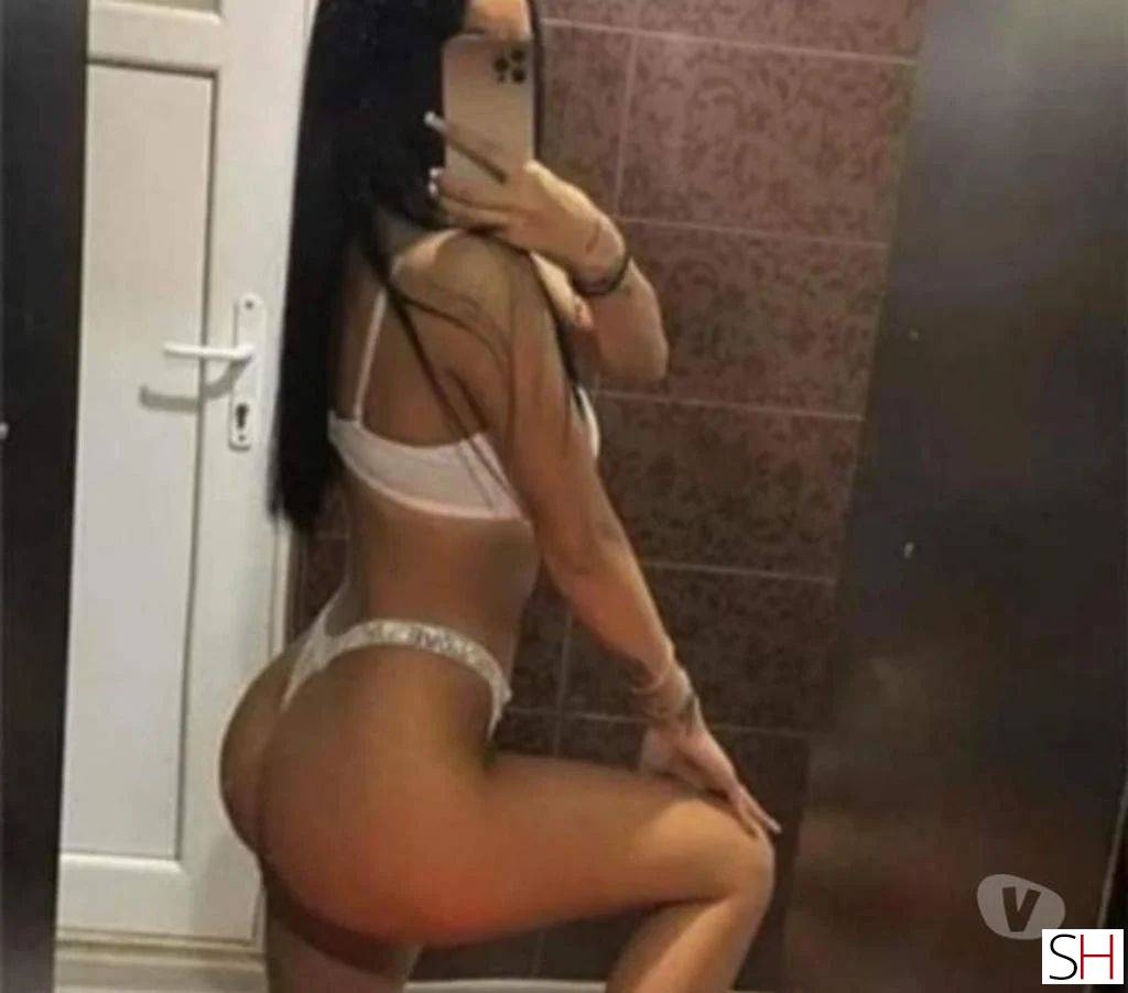 22Yrs Old Escort Size 8 Essex Image - 1