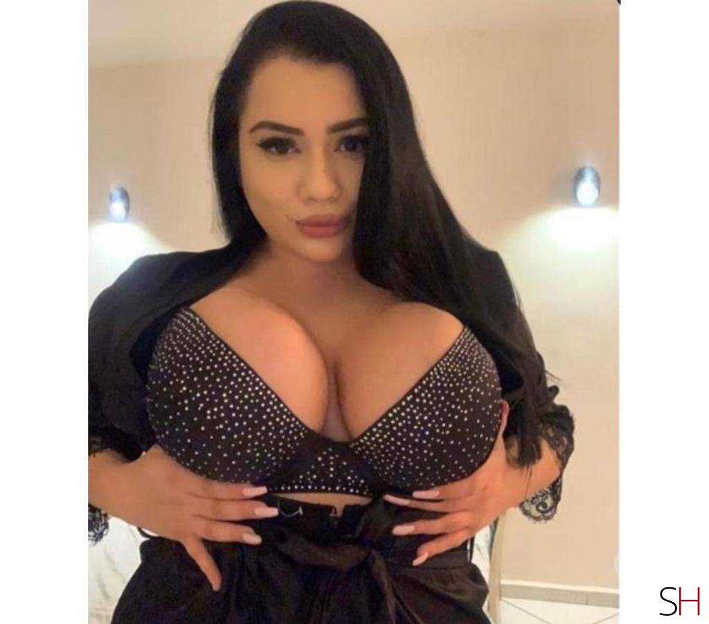 27Yrs Old Escort Image - 1