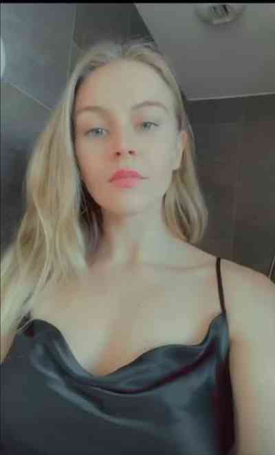 23Yrs Old Escort Bad Driburg Image - 0