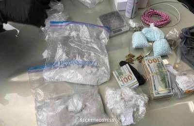 Mia 24Yrs Old Escort Medicine Hat Image - 4