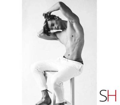 28 year old Latino Escort in Dublin Male to Male Massage (Lorenzo
