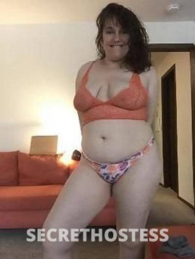 46 Year Old Escort Sacramento CA - Image 3