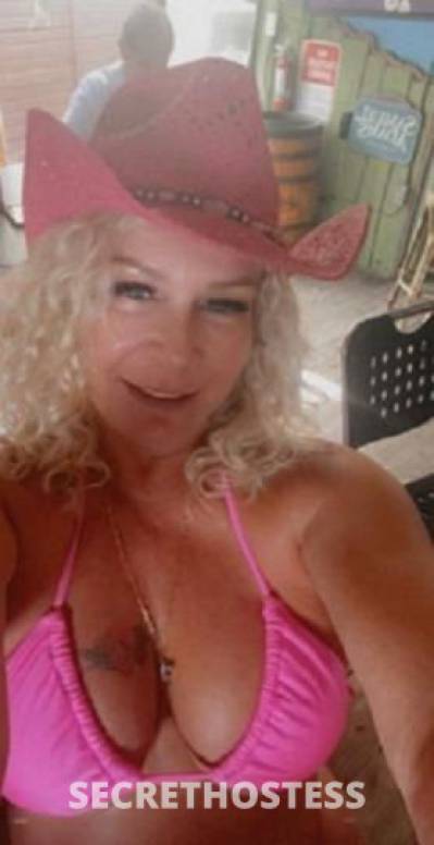 48 Year Old Escort Chicago IL - Image 2