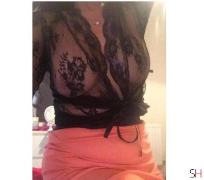 43 year old Asian Escort in London Pina's Thai Massage, Independent