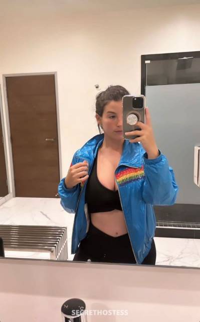 28 year old Escort in Detroit MI Cash required I want daddy dick will you like to cumm ? 
