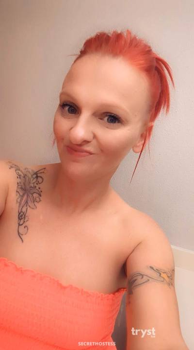 PetiteRedhead - Enjoy a sexy petite redhead in Omaha NE