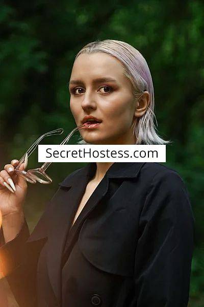 22 year old Caucasian Escort in London Nastya