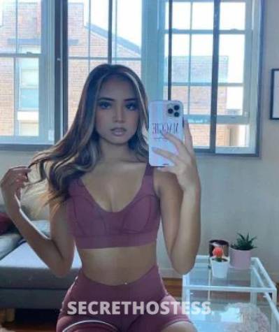 21 year old Asian Escort in Melbourne PARTY DRAGON Service Horny Girl Passionate Sex Moka